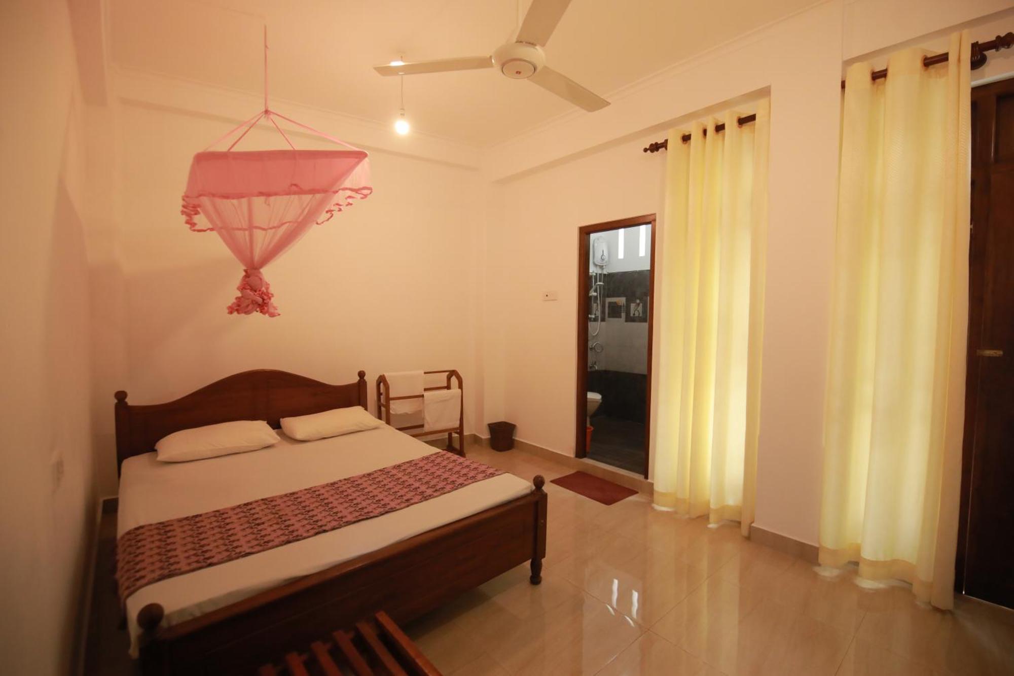 Renuka Inn Kandy Exterior photo