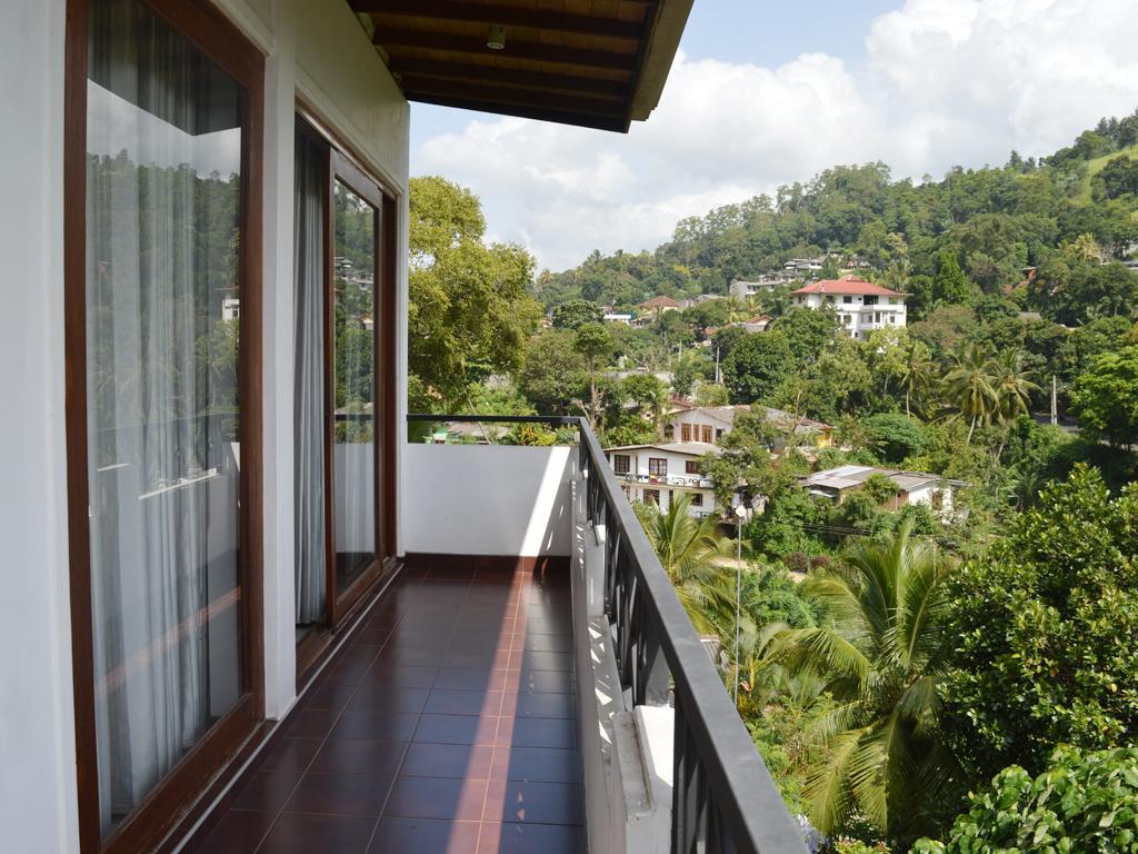 Renuka Inn Kandy Exterior photo